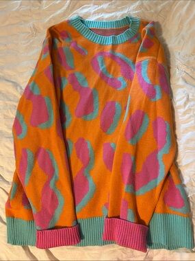 Women’s Cheetah Print Preppy Sweater